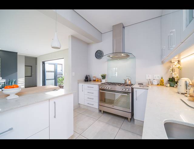 3 BEDROOM HOUSE FOR SALE IN BROOKLYN ESTATE